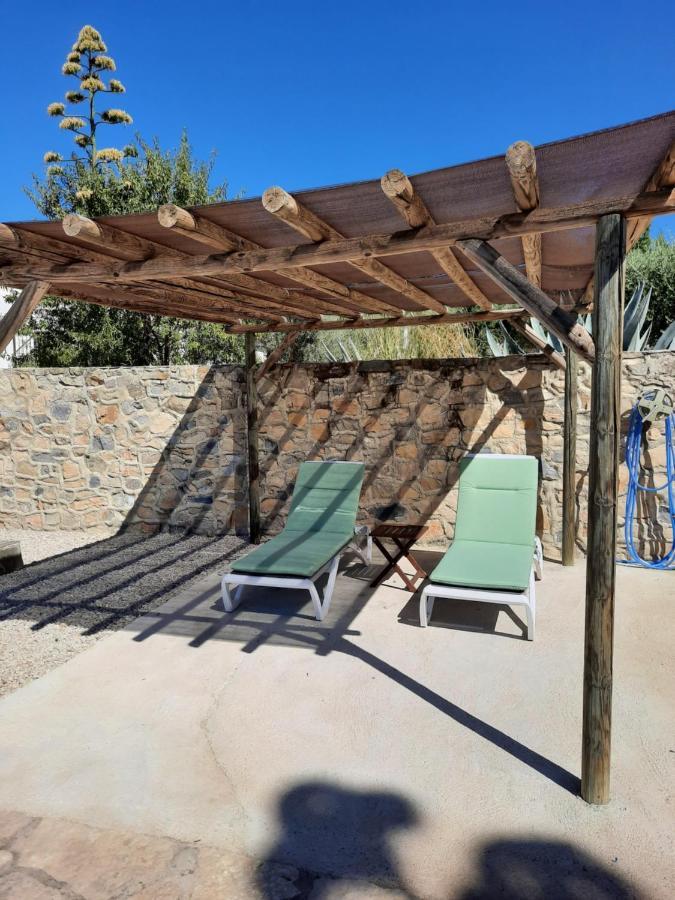 Algarinejo Hacienda La Buena Vida B&B En Appartementen Casita La Bruja מראה חיצוני תמונה